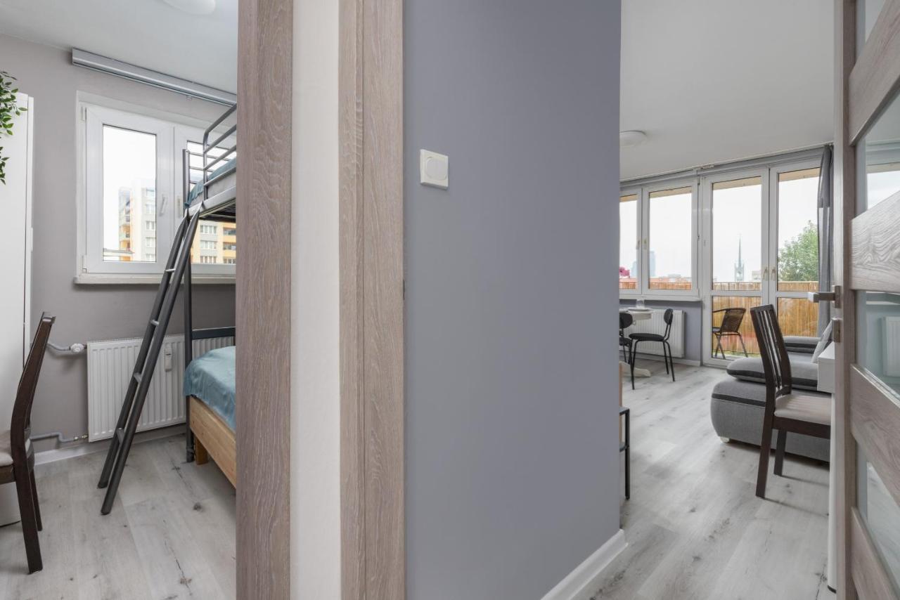 Family Apartment With Balcony In Gdynia By Noclegi Renters Экстерьер фото